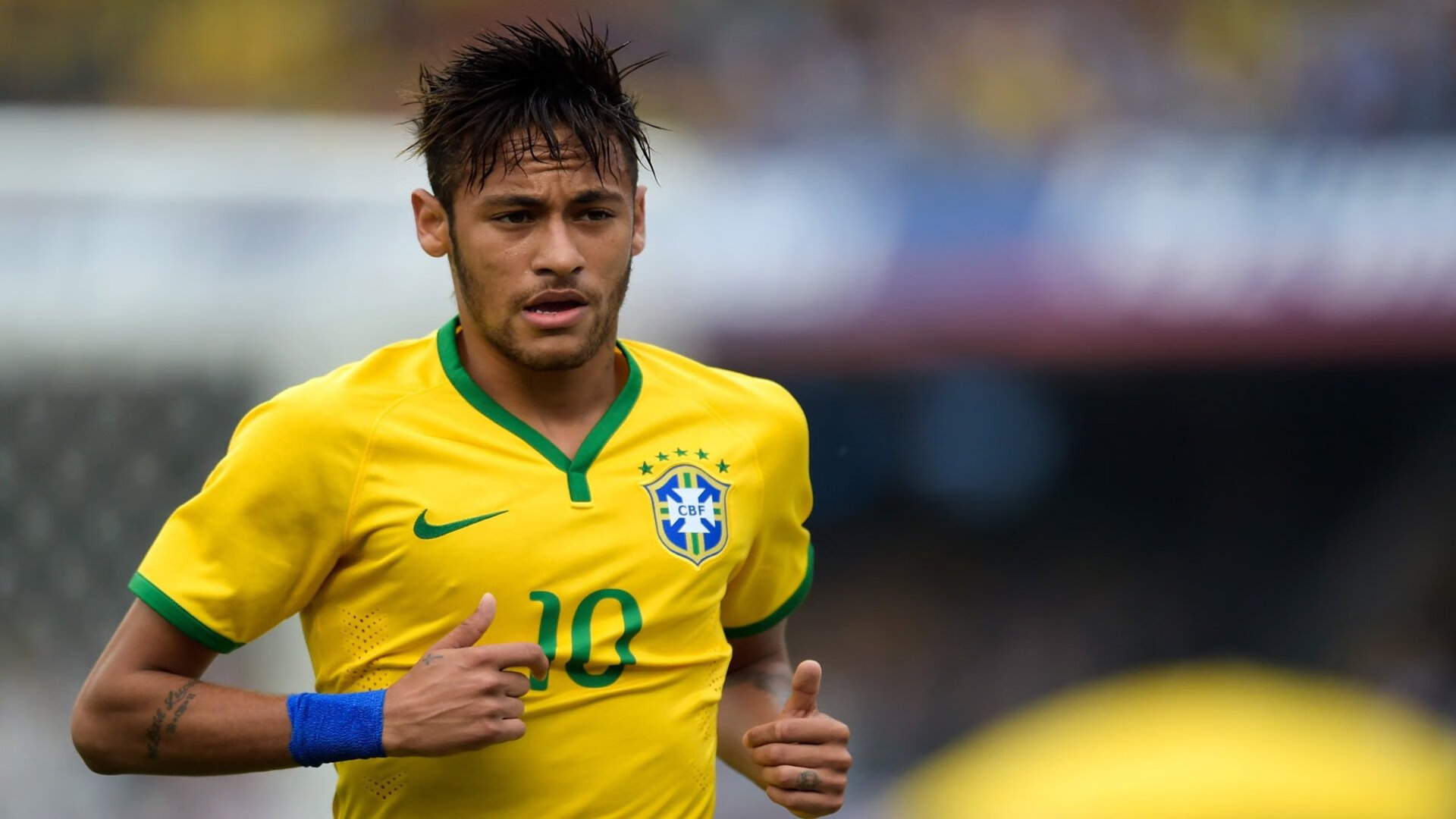 开云体育官网登入-德甲激烈碰撞，球迷支持不断提升，德甲 球迷