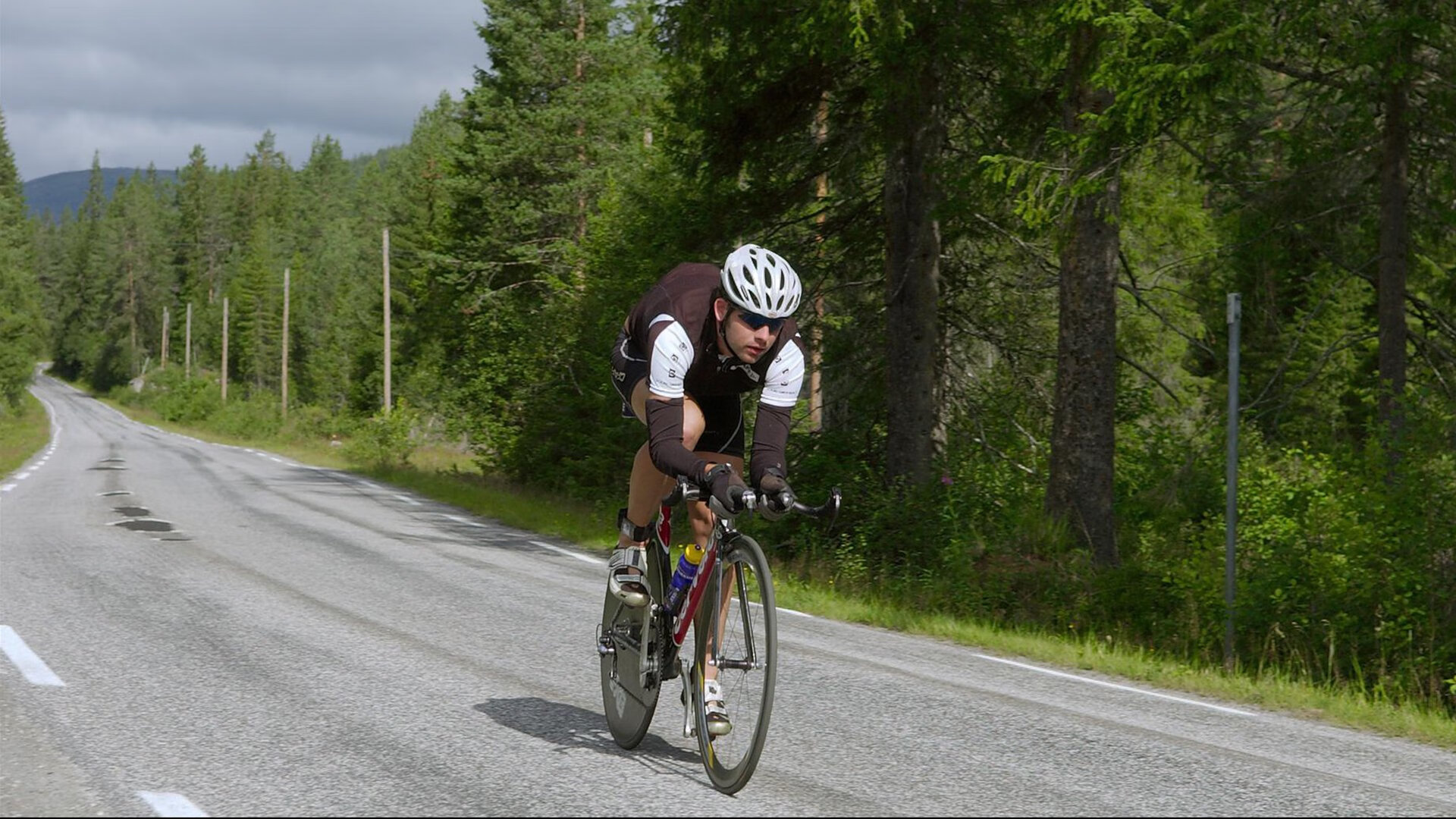 河床17岁新星马斯坦图奥诺引皇马关注，马斯坦古